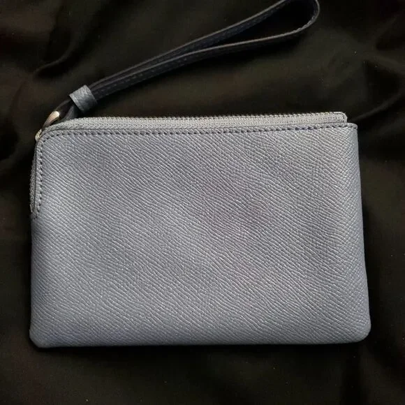 COACH Light Blue Zip Wristlet Wallet - Picture 3 of 3